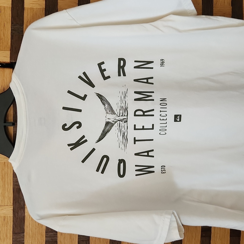 Quicksilver waterman tshirt